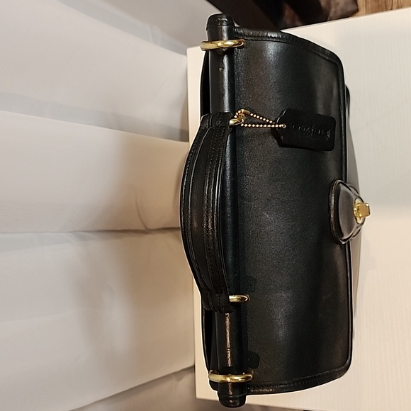 Coach Willis Purse In Black Leather/Brass Hardwear - Picture 9 of 16